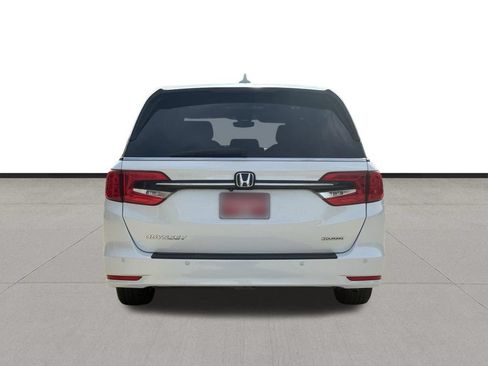 Used 2022 Honda Odyssey Touring image 6