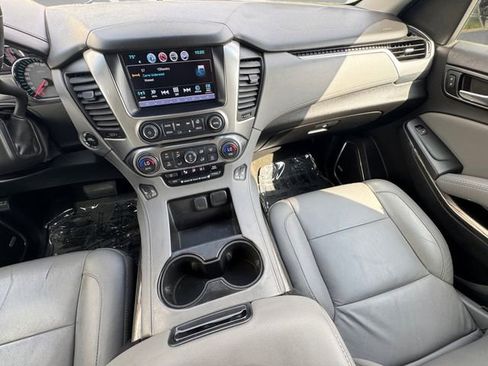 Used 2016 Chevrolet Tahoe LT w/ Luxury Package image 3
