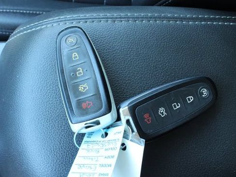 Used 2014 Ford Escape Titanium w/ Equipment Group 401A FWD image 30