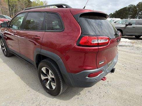 Used 2015 Jeep Cherokee Trailhawk w/ Comfort/Convenience Group AWD/4WD image 10