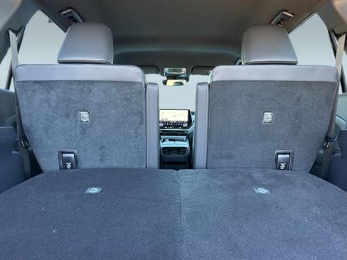 New 2026 Lexus TX 500h AWD image 25