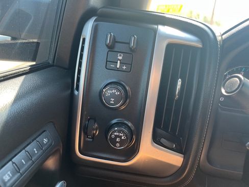 Used 2018 GMC Sierra 1500 SLT AWD/4WD image 21