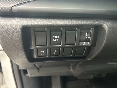 Certified 2023 Subaru Forester AWD/4WD image 17