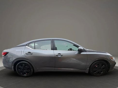 Used 2021 Nissan Sentra S image 4