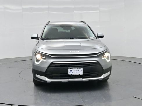 Used 2024 Kia Niro EX FWD image 24