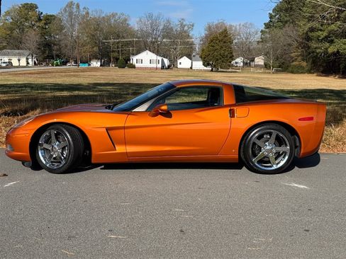 Used 2008 Chevrolet Corvette Coupe w/ Preferred Equipment Group RWD image 3