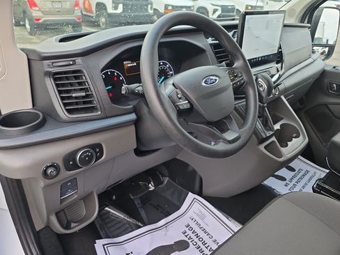 Used 2024 Ford Transit 350 XLT RWD image 24