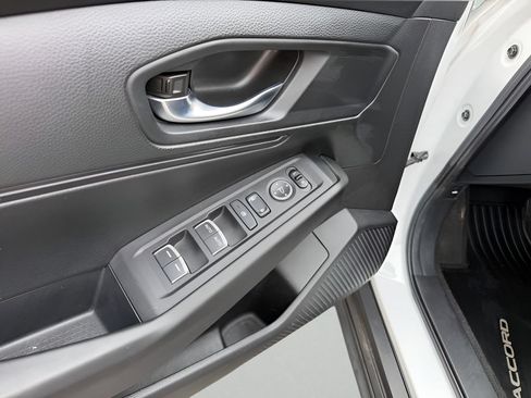 Used 2024 Honda Accord LX image 11