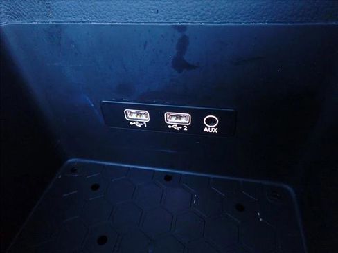 Used 2018 Audi Q5 2.0T Premium w/ Convenience Package image 24