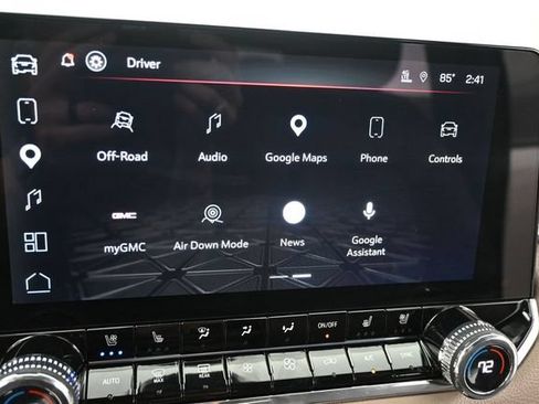 Used 2025 GMC Canyon Denali AWD/4WD image 35