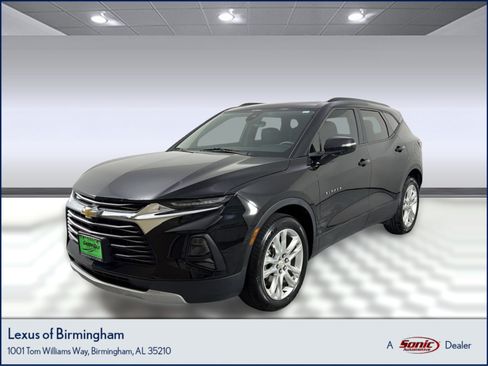 Used 2022 Chevrolet Blazer LT w/ Sound & Technology Package FWD image 1