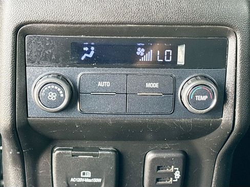 Used 2019 GMC Acadia SLT w/ LPO, Floor Liner Package FWD image 25
