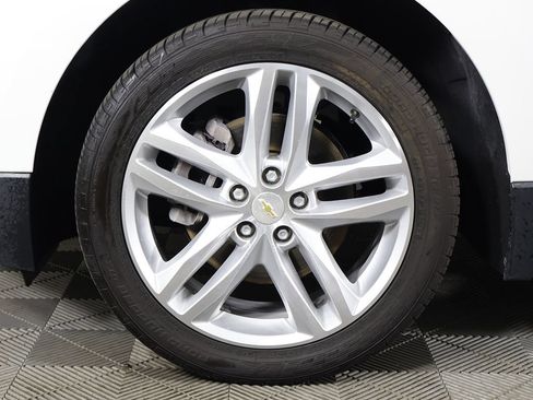 Used 2020 Chevrolet Equinox Premier FWD image 27
