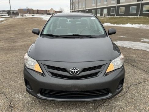 Used 2011 Toyota Corolla LE image 9
