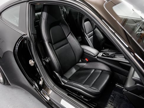 Used 2020 Porsche 911 Carrera S RWD image 28