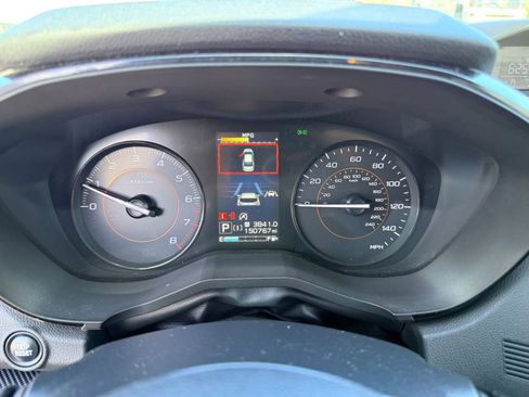 Used 2020 Subaru Crosstrek 2.0i AWD/4WD image 12