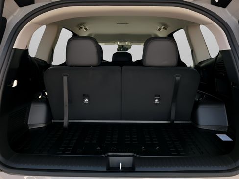 New 2026 Hyundai Ioniq 9 SEL image 8