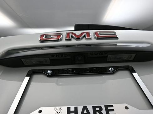Used 2023 GMC Terrain SLE w/ Driver Convenience Package FWD image 26