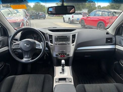 Used 2013 Subaru Outback 2.5i Premium AWD/4WD image 24