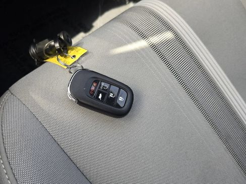 Certified 2025 Honda Civic Sport image 19
