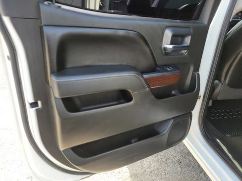 Used 2015 GMC Sierra 1500 SLE w/ SLE Value Package RWD image 14