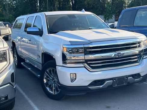 Used 2018 Chevrolet Silverado 1500 High Country AWD/4WD image 2