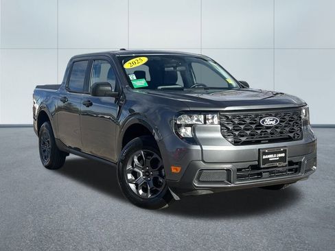 Used 2025 Ford Maverick XLT w/ Equipment Group 302A image 6