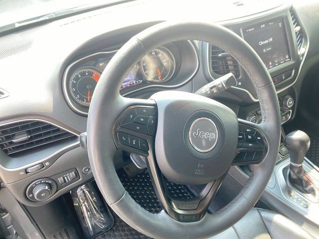 Used 2022 Jeep Cherokee Trailhawk w/ Sound & Nav Group AWD/4WD image 14