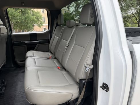 Used 2019 Ford F150 XL w/ Equipment Group 101A Mid AWD/4WD image 16