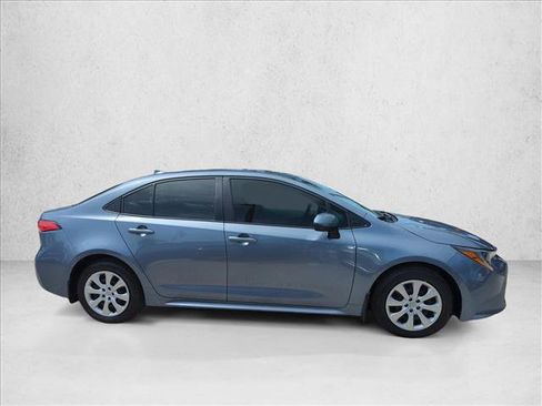 Certified 2025 Toyota Corolla LE FWD image 4