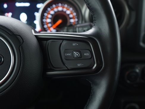 Used 2018 Jeep Wrangler Unlimited Sport S image 26