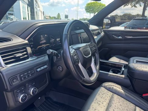 Used 2022 GMC Yukon Denali AWD/4WD image 26