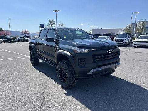 New 2026 Chevrolet Colorado Trail Boss AWD/4WD image 1