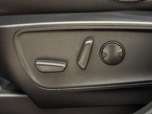 Used 2024 Ford Escape Active AWD/4WD image 39