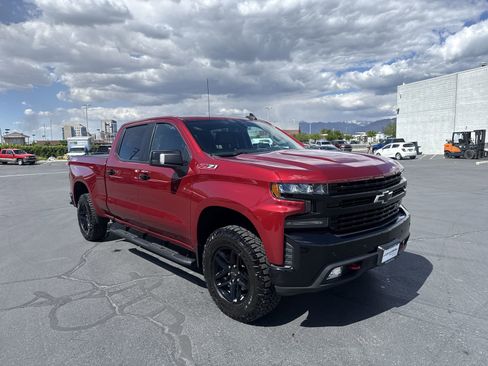 Used 2020 Chevrolet Silverado 1500 LT Trail Boss AWD/4WD image 7