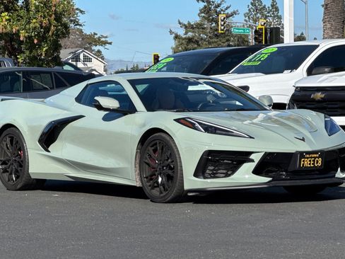 Used 2024 Chevrolet Corvette Stingray Preferred Conv w/ Z51 Performance Package image 2