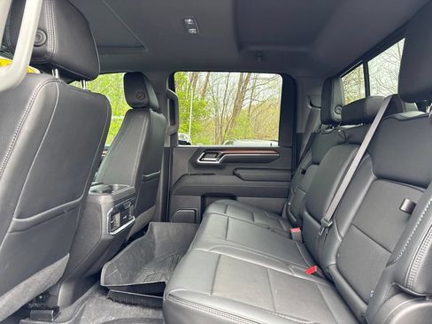 Used 2024 GMC Sierra 2500 Denali w/ Denali Reserve Package AWD/4WD image 14