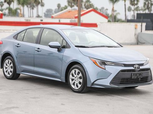 Certified 2023 Toyota Corolla LE image 5