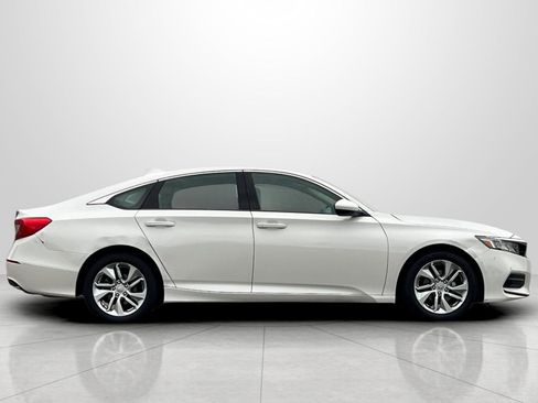Used 2018 Honda Accord LX image 3