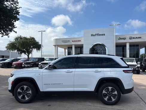 Used 2022 Jeep Grand Cherokee Limited 4xe AWD/4WD image 8