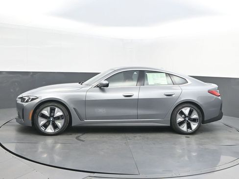 New 2026 BMW i4 eDrive40 w/ Premium Package RWD image 2