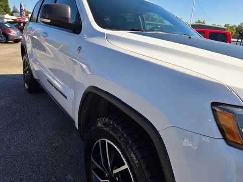 Used 2020 Jeep Grand Cherokee Trailhawk image 17