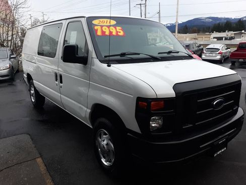 Used 2011 Ford E-150 and Econoline 150 w/ PWR Group image 1