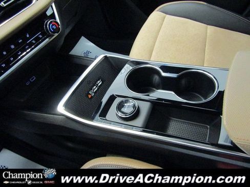 Certified 2026 Chevrolet Equinox ACTIV w/ LPO, Floor Liner Package image 31