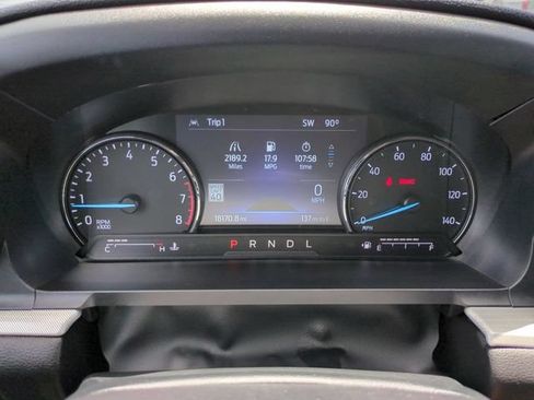 Certified 2023 Ford Explorer XLT w/ Equipment Group 202A RWD image 32