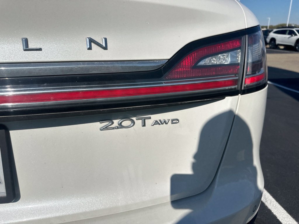 Used 2020 Lincoln Nautilus Reserve w/ Equipment Group 202A AWD/4WD image 9