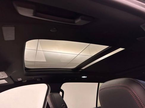 New 2026 Chevrolet Traverse RS w/ LPO, Floor Liner Package FWD image 8