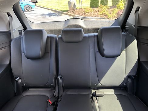 Used 2023 Honda Odyssey Touring image 11