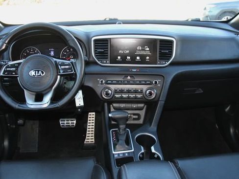 Used 2020 Kia Sportage S image 33