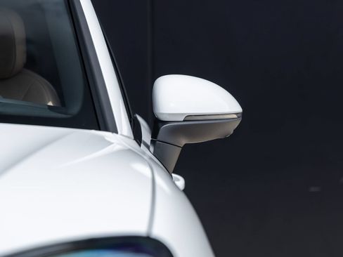 New 2026 Porsche Cayenne Coupe AWD/4WD image 17